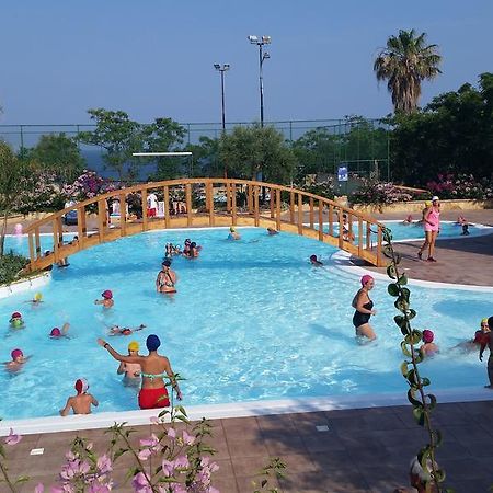 Villaggio Marinella Isola Di Capo Rizzuto Esterno foto