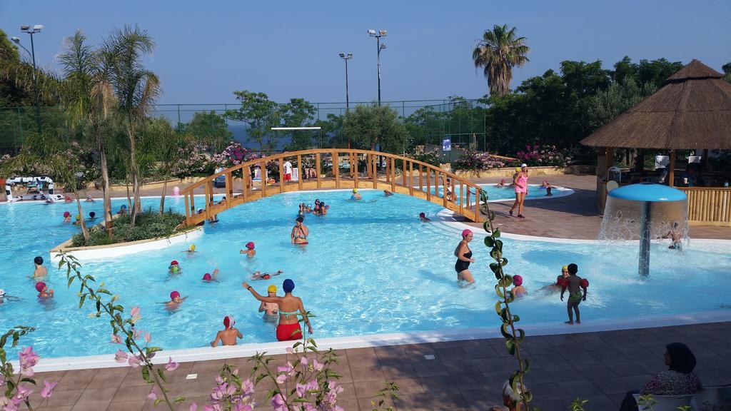 Villaggio Marinella Isola Di Capo Rizzuto Esterno foto